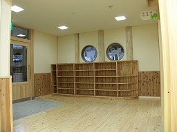 四万十町立ひかり保育所　玄関