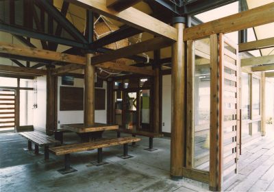 土佐入野駅舎